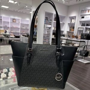 Michael Kors Tote